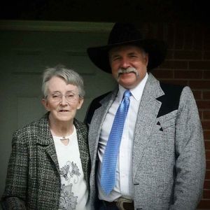 Meet your Posher, Larry